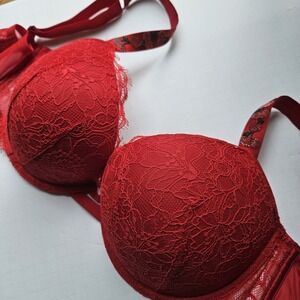 Victoria's Secret Very Sexy Push Up Shine Strap Bra 34DDD Red‎ Cherry Bling
